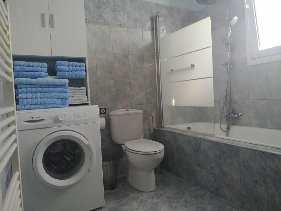 Greek Style Ground Floor Apartment & Pool Ialysos  Extérieur photo